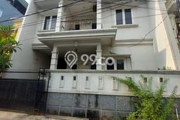 Dijual Cepat Rumah Favorit Siap Huni LB 200m2 di Grogol Petamburan, Jakarta Barat Dijual Cepat Rumah Favorit Siap Huni LB 200m2 di Grogol Petamburan, Jakarta Barat
