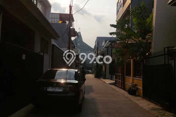 Dijual Cepat Rumah Favorit Siap Huni LB 200m2 di Grogol Petamburan, Jakarta Barat Dijual Cepat Rumah Favorit Siap Huni LB 200m2 di Grogol Petamburan, Jakarta Barat