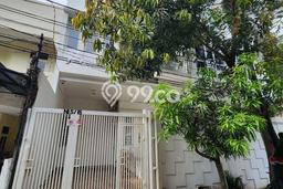Rumah Modern Minimalis 3 Kamar Bisa Langsung Pindah di Kelapa Gading Rumah Modern Minimalis 3 Kamar Bisa Langsung Pindah di Kelapa Gading