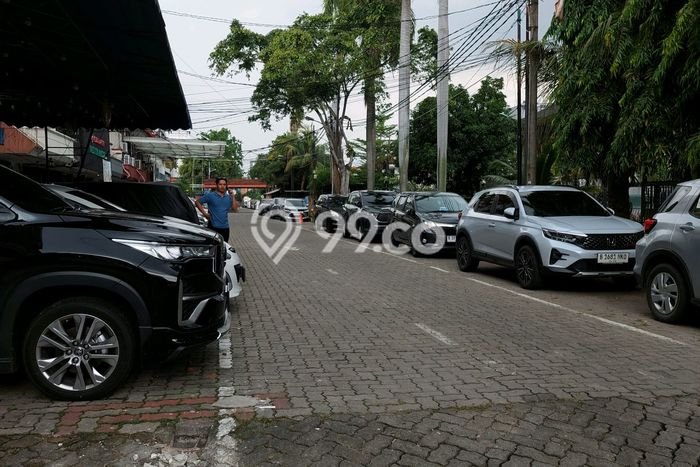 Unit Ruko Dijual di Jakarta Barat LT 117m2 & LB 351m2 Unit Ruko Dijual di Jakarta Barat LT 117m2 & LB 351m2