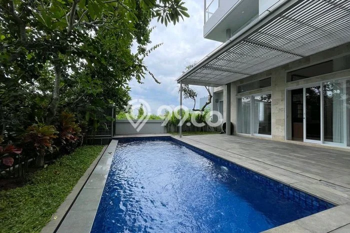Sewa Rumah Nyaman di Jimbaran LT 360m2 / LB 450m2 Kondisi Bagus Sewa Rumah Nyaman di Jimbaran LT 360m2 / LB 450m2 Kondisi Bagus