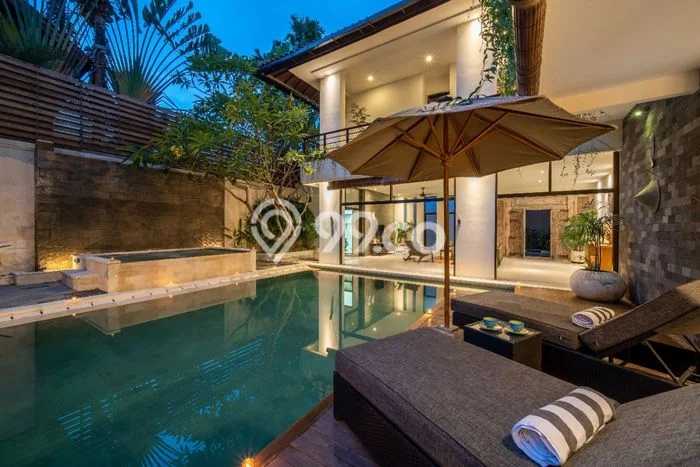 For Sale! Luxury House LT 545m2 Desain Modern di Seminyak For Sale! Luxury House LT 545m2 Desain Modern di Seminyak