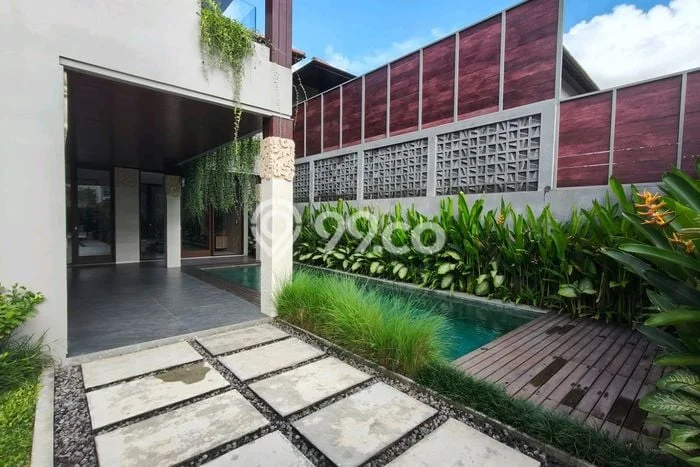 Hunian Modern Untuk Disewakan di Sanur Denpasar 3 KT & 3 KM Hunian Modern Untuk Disewakan di Sanur Denpasar 3 KT & 3 KM