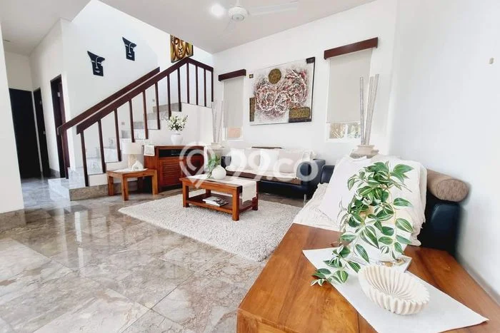 Rumah Kontrakan Badung LT 246m2 LB 244m2 Kawasan Kerobokan Rumah Kontrakan Badung LT 246m2 LB 244m2 Kawasan Kerobokan