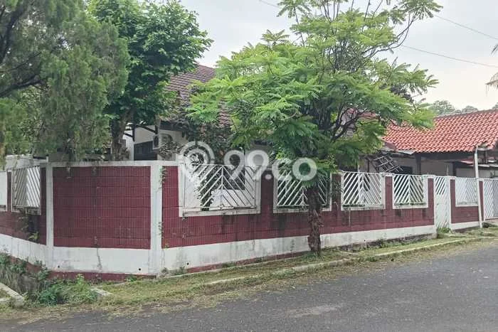 Hunian Eksklusif Dijual LT 324m2 di Ciracas, Jakarta Timur Hunian Eksklusif Dijual LT 324m2 di Ciracas, Jakarta Timur
