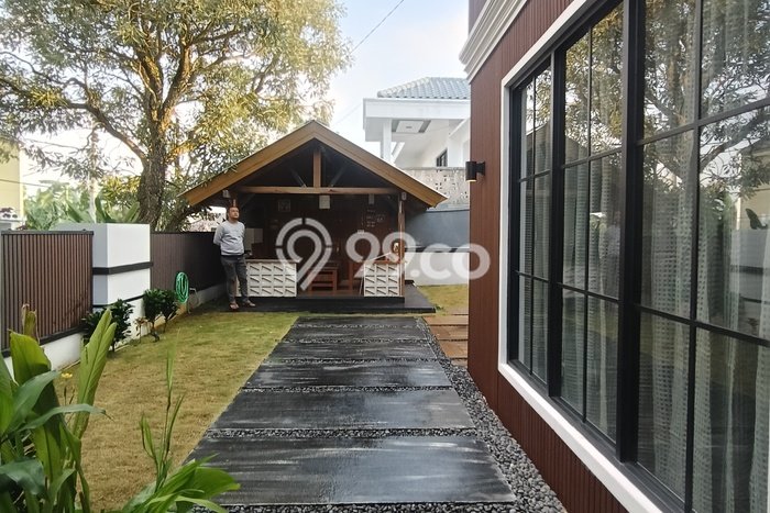 Rumah Modern 4 Kamar LT 329m2 di Cihanjuang Rumah Modern 4 Kamar LT 329m2 di Cihanjuang