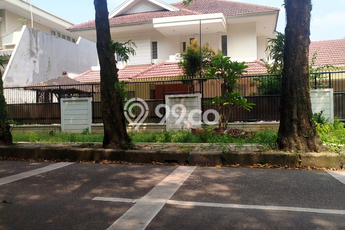 Jarang Ada! Rumah Sewa 5 Kamar Bagus Siap Huni Lebak Bulus Jarang Ada! Rumah Sewa 5 Kamar Bagus Siap Huni Lebak Bulus