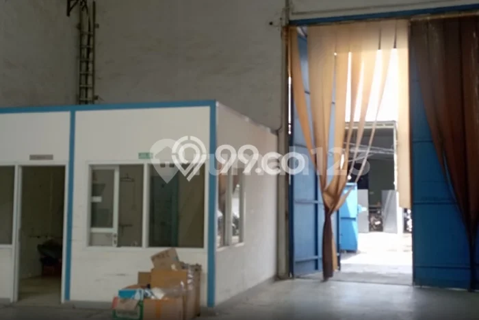 Gudang Disewa di Sawangan, Depok, LT 414m2 / LB 340m2 Gudang Disewa di Sawangan, Depok, LT 414m2 / LB 340m2
