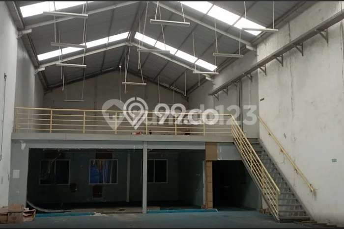 Gudang Disewa di Sawangan, Depok, LT 414m2 / LB 340m2 Gudang Disewa di Sawangan, Depok, LT 414m2 / LB 340m2