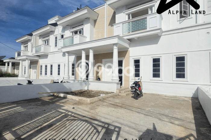 LOKASI TERBAIK! Vila Kawasan Medan Sunggal, Luas 400m2m², Lokasi Premium dengan jalan mudah LOKASI TERBAIK! Vila Kawasan Medan Sunggal, Luas 400m2m², Lokasi Premium dengan jalan mudah