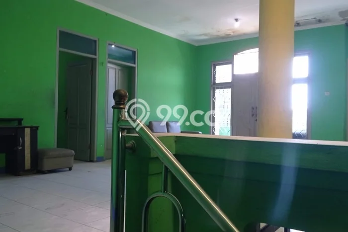 LOKASI STRATEGIS! Ruko For Rent Kawasan , Luas 180m2m², Lokasi Niaga LOKASI STRATEGIS! Ruko For Rent Kawasan , Luas 180m2m², Lokasi Niaga