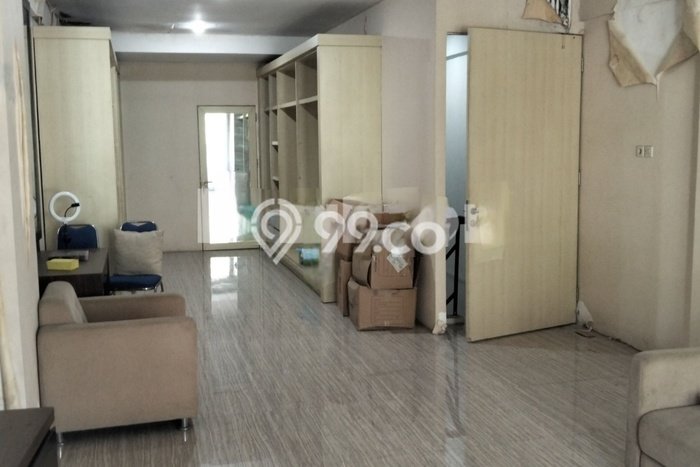 Ruko Dijual di Prime Area Surabaya Luas 180m2 Ruko Dijual di Prime Area Surabaya Luas 180m2