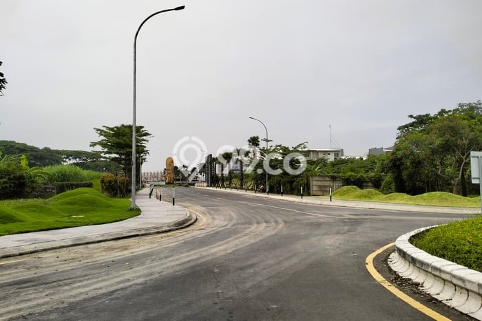 Unit Ruko Disewakan di Surabaya Kota di Area Ramai & Strategis Unit Ruko Disewakan di Surabaya Kota di Area Ramai & Strategis