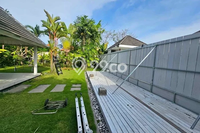 Dijual Tanah Lokasi Umalas, Badung Seluas 300m2 Dijual Tanah Lokasi Umalas, Badung Seluas 300m2