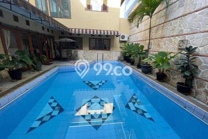 Hunian Elit LB 300m2 Siap Pakai Desain Elegan di Ragunan, Jakarta Selatan Hunian Elit LB 300m2 Siap Pakai Desain Elegan di Ragunan, Jakarta Selatan