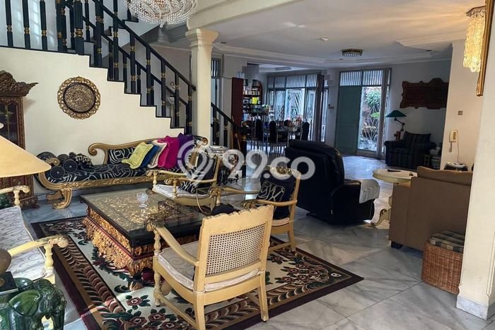 Hunian Elit LB 407m2 Siap Huni Desain Elegan di patra kuningan, Jakarta Selatan Hunian Elit LB 407m2 Siap Huni Desain Elegan di patra kuningan, Jakarta Selatan