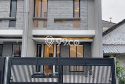 Dijual Hunian Rumah Nyaman 3 KT di Middle East Ring Road, Surabaya Dijual Hunian Rumah Nyaman 3 KT di Middle East Ring Road, Surabaya