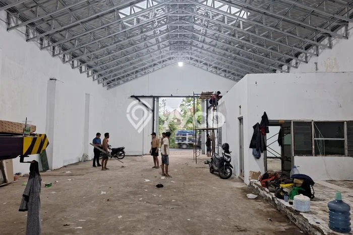 Paling Dicari! Gudang Dijual di Pabean Cantikan Harga Kompetitif Paling Dicari! Gudang Dijual di Pabean Cantikan Harga Kompetitif