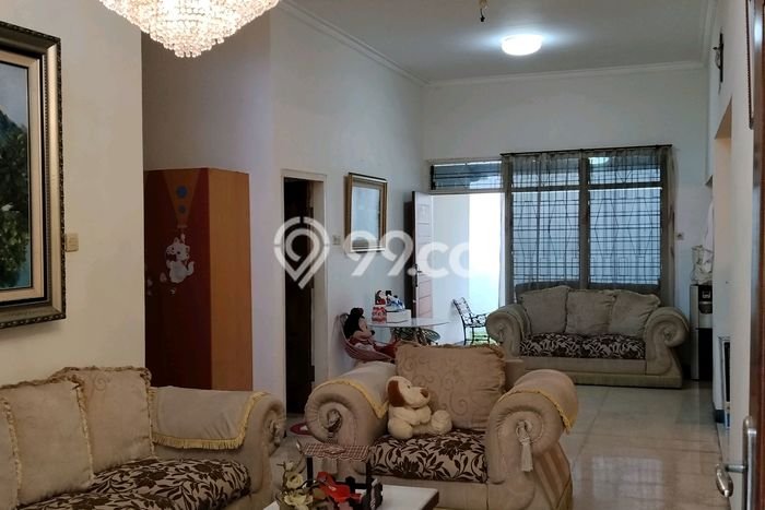 Jual Rumah Luas Elegan Dengan View Eksklusif di kertajaya, Surabaya Jual Rumah Luas Elegan Dengan View Eksklusif di kertajaya, Surabaya