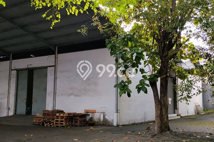 Gudang Dijual di Kenjeran LT 4628m2, LB 1800m2 untuk Investasi Gudang Dijual di Kenjeran LT 4628m2, LB 1800m2 untuk Investasi