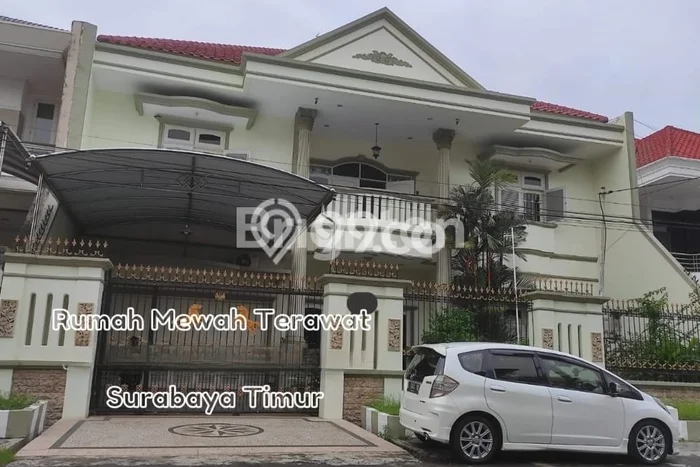 Jual Rumah Luas Elegan Dengan View Eksklusif di Dharma Husada, Surabaya Jual Rumah Luas Elegan Dengan View Eksklusif di Dharma Husada, Surabaya