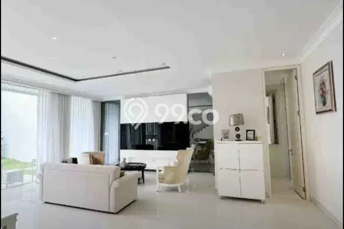 Hunian Mewah LB 285m2 Siap Huni Desain Elegan di Pakuwon City, Surabaya Hunian Mewah LB 285m2 Siap Huni Desain Elegan di Pakuwon City, Surabaya