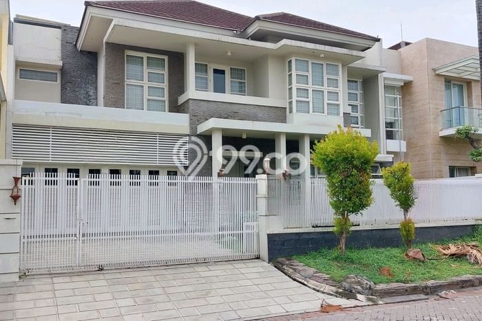 For Sale! Premium House LT 450m2 Desain Modern di Middle East Ring Road For Sale! Premium House LT 450m2 Desain Modern di Middle East Ring Road
