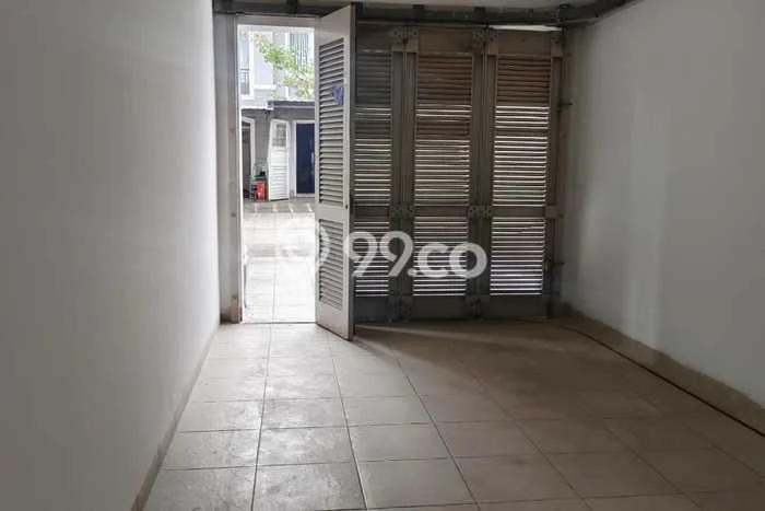 UNIT SPESIAL! Rumah di , 3 KM, Akses Fasilitas, LT 153m2m² LB 120m2m² UNIT SPESIAL! Rumah di , 3 KM, Akses Fasilitas, LT 153m2m² LB 120m2m²