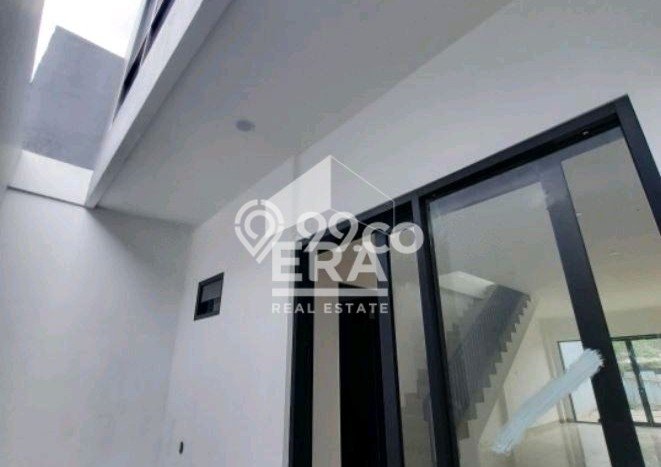 Ruko Bagus Dijual LB 119m2 Lokasi Strategis Tangerang Selatan Area Cocok untuk Bisnis Ruko Bagus Dijual LB 119m2 Lokasi Strategis Tangerang Selatan Area Cocok untuk Bisnis