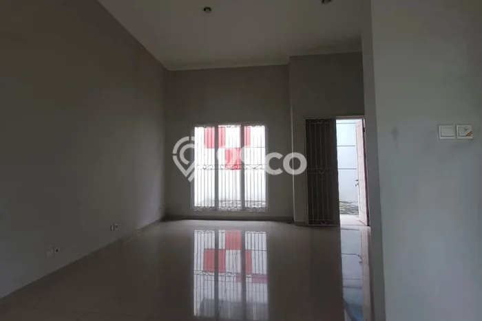 Rumah sewa siap pakai 3 Kamar Tidur di Permata Buana, Jakarta Barat Rumah sewa siap pakai 3 Kamar Tidur di Permata Buana, Jakarta Barat