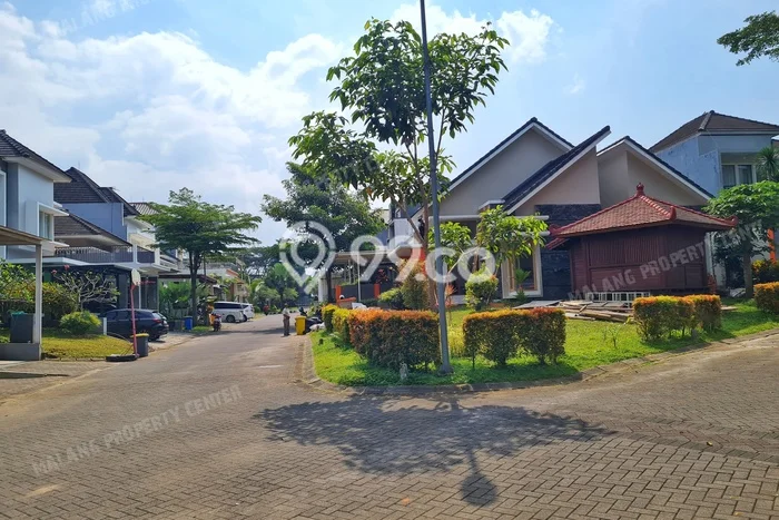Siap Huni Hunian Elit 4 Kamar di Klojen Dekat ke Mana Saja Siap Huni Hunian Elit 4 Kamar di Klojen Dekat ke Mana Saja