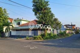 Dijual Rumah Premium dengan Fasilitas Sekitar Komplit di Lowokwaru, Malang Dijual Rumah Premium dengan Fasilitas Sekitar Komplit di Lowokwaru, Malang