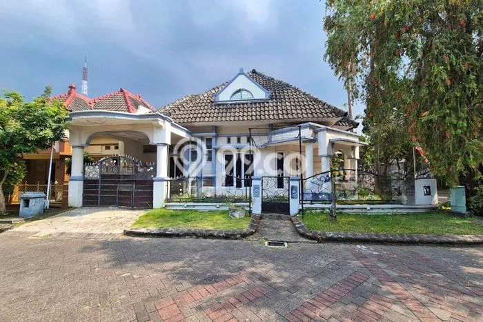 Hot Offer Hunian Premium Ideal dan Luas di Lowokwaru, Malang Hot Offer Hunian Premium Ideal dan Luas di Lowokwaru, Malang