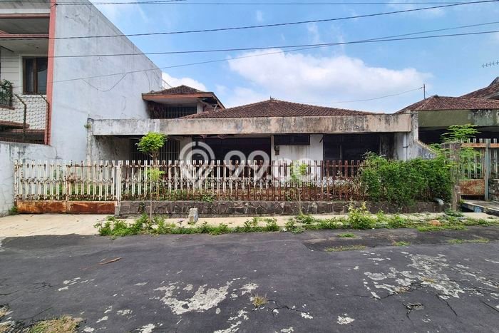 Rumah Modern Cantik 3 Kamar Siap Huni di Klojen Rumah Modern Cantik 3 Kamar Siap Huni di Klojen