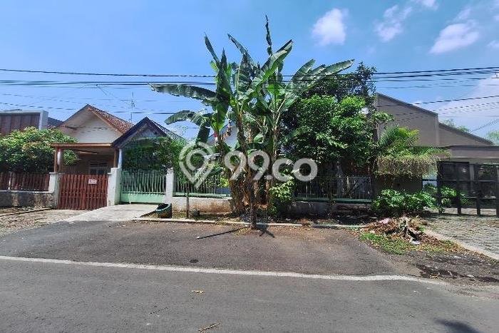 For Sale Rumah Mewah Exclusive di Klojen, Malang For Sale Rumah Mewah Exclusive di Klojen, Malang