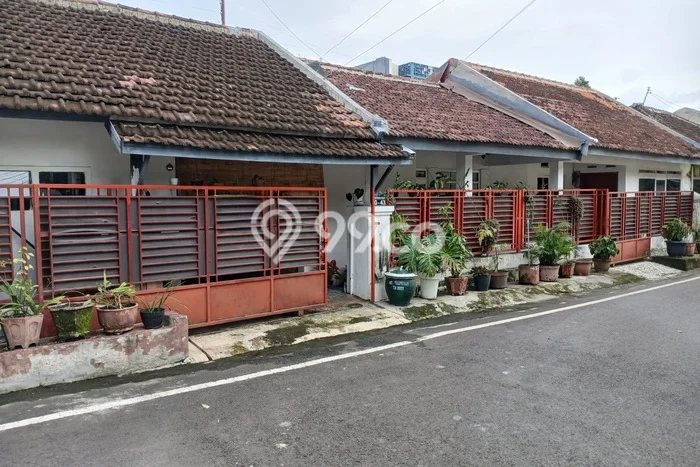 Dijual Cepat Rumah Favorit Siap Huni LB 110m2 di Lowokwaru, Malang Dijual Cepat Rumah Favorit Siap Huni LB 110m2 di Lowokwaru, Malang