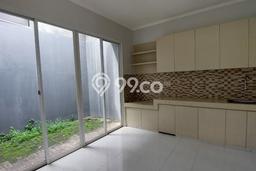 Rumah Luas Asri 3 KT Siap Huni di BSD The Icon Tangerang Rumah Luas Asri 3 KT Siap Huni di BSD The Icon Tangerang