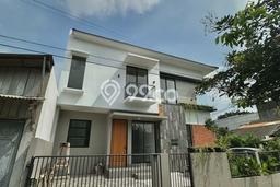 Rumah Mewah LB 185m2 Siap Pakai Desain Elegan di BSD Griya Loka, Tangerang Rumah Mewah LB 185m2 Siap Pakai Desain Elegan di BSD Griya Loka, Tangerang
