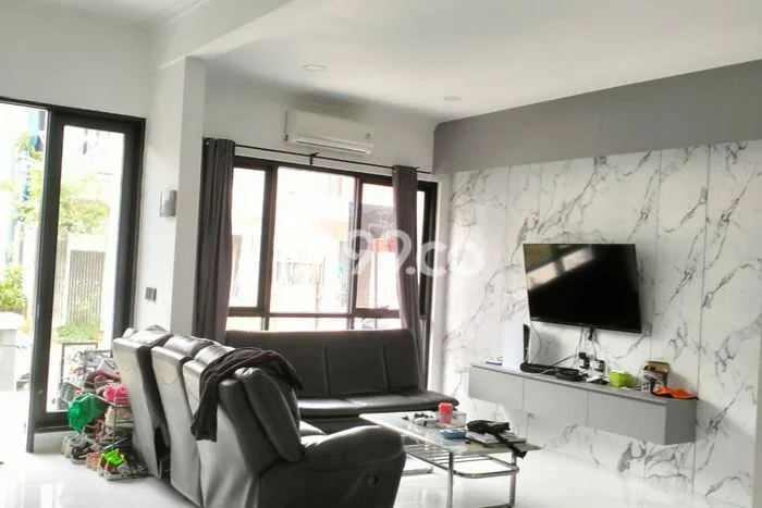 For Sale! Luxury House LT 126m2 Desain Elegan di Gading Serpong For Sale! Luxury House LT 126m2 Desain Elegan di Gading Serpong