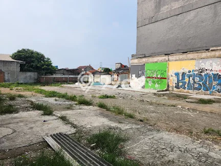 Lahan Strategis di Ciledug Tangerang Disewakan dengan Luas 1838m2 Lahan Strategis di Ciledug Tangerang Disewakan dengan Luas 1838m2