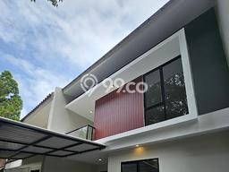 Hunian Elit LB 265m2 Siap Pakai Desain Elegan di BSD, Tangerang Hunian Elit LB 265m2 Siap Pakai Desain Elegan di BSD, Tangerang