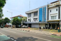 Unit Ruko Dijual di Tebet Jakarta Selatan Luas Tanah 285m2, Luas Bangunan 525m2 Unit Ruko Dijual di Tebet Jakarta Selatan Luas Tanah 285m2, Luas Bangunan 525m2