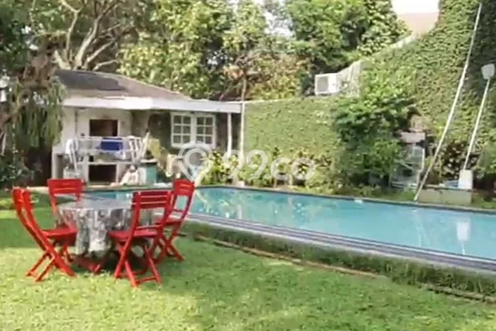 Hot Offer Hunian Mewah Ideal dan Luas di Menteng, Jakarta Pusat Hot Offer Hunian Mewah Ideal dan Luas di Menteng, Jakarta Pusat