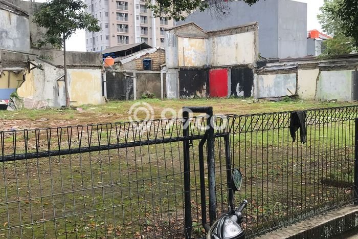 Tanah Kavling di Pesanggrahan Dijual dengan Luas 1090m2 Tanah Kavling di Pesanggrahan Dijual dengan Luas 1090m2