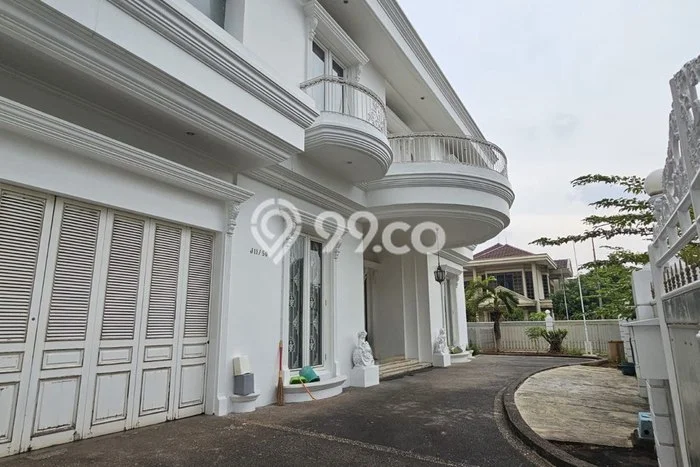 For Sale! Premium House LT 550m2 Desain Elegan di Intercon For Sale! Premium House LT 550m2 Desain Elegan di Intercon