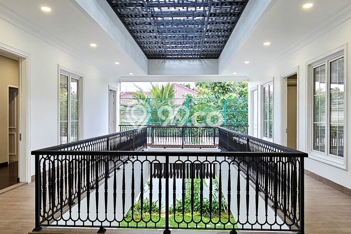 Hunian Eksklusif Siap Huni LT 879m2 di Menteng, Jakarta Pusat Hunian Eksklusif Siap Huni LT 879m2 di Menteng, Jakarta Pusat