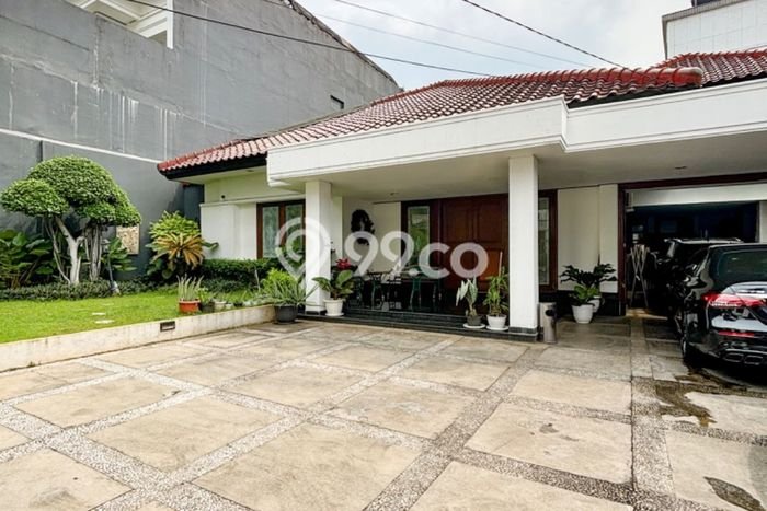 Hot Offer Hunian Premium Ideal dan Luas di Menteng, Jakarta Pusat Hot Offer Hunian Premium Ideal dan Luas di Menteng, Jakarta Pusat