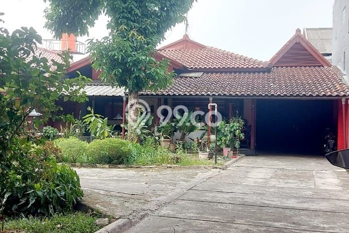 Hunian Mewah Dijual LT 850m2 di Ciracas, Jakarta Timur Hunian Mewah Dijual LT 850m2 di Ciracas, Jakarta Timur