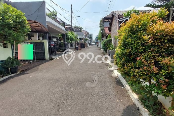 Siap Huni Hunian Elit 3 Kamar di Ciracas Dekat ke Mana Pun Siap Huni Hunian Elit 3 Kamar di Ciracas Dekat ke Mana Pun