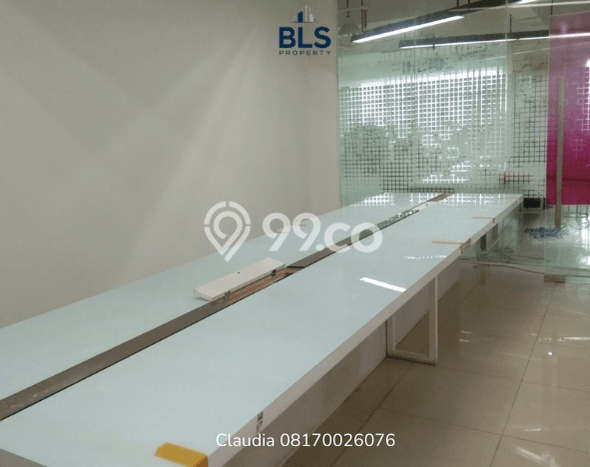AREA BISNIS! Kantor di Slipi, Luas 259m², Jalan Utama, Strategis AREA BISNIS! Kantor di Slipi, Luas 259m², Jalan Utama, Strategis